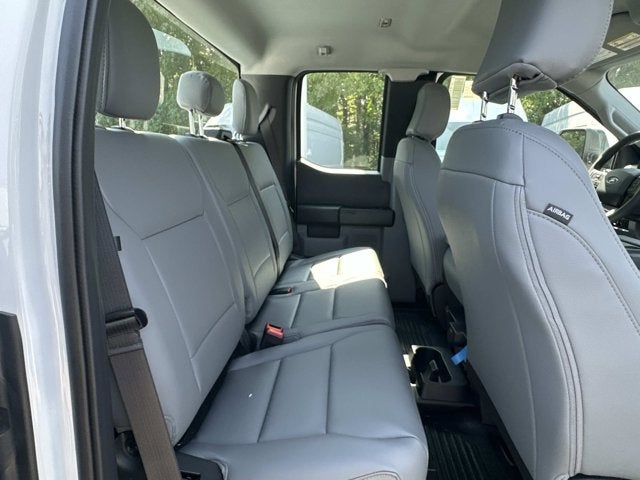 2027 Ford Super Duty F-350 SRW XL