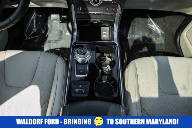 2020 Ford Edge Titanium