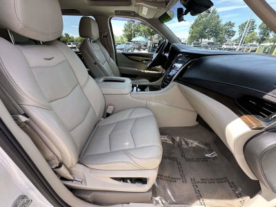 2018 Cadillac Escalade ESV Luxury