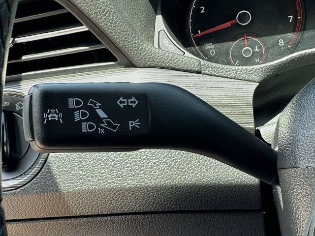 2021 Volkswagen Passat 2.0T R-Line