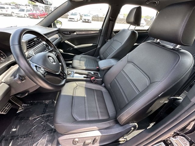 2021 Volkswagen Passat 2.0T R-Line