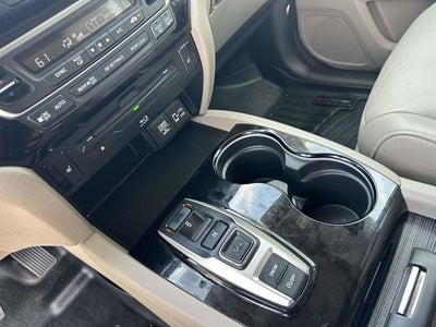 2019 Honda Pilot Touring 8-Passenger
