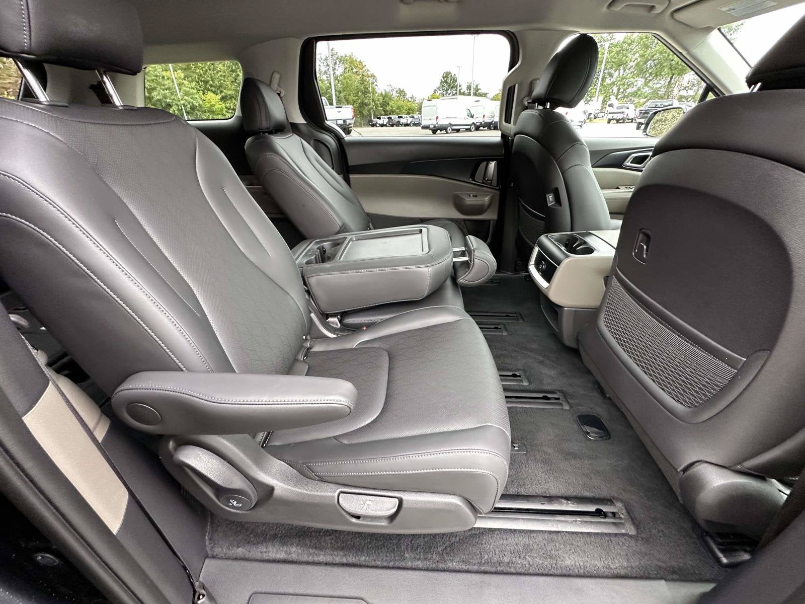 2026 Kia Carnival Hybrid LXS