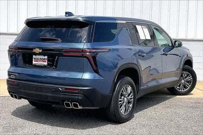 2024 Chevrolet Traverse FWD LS