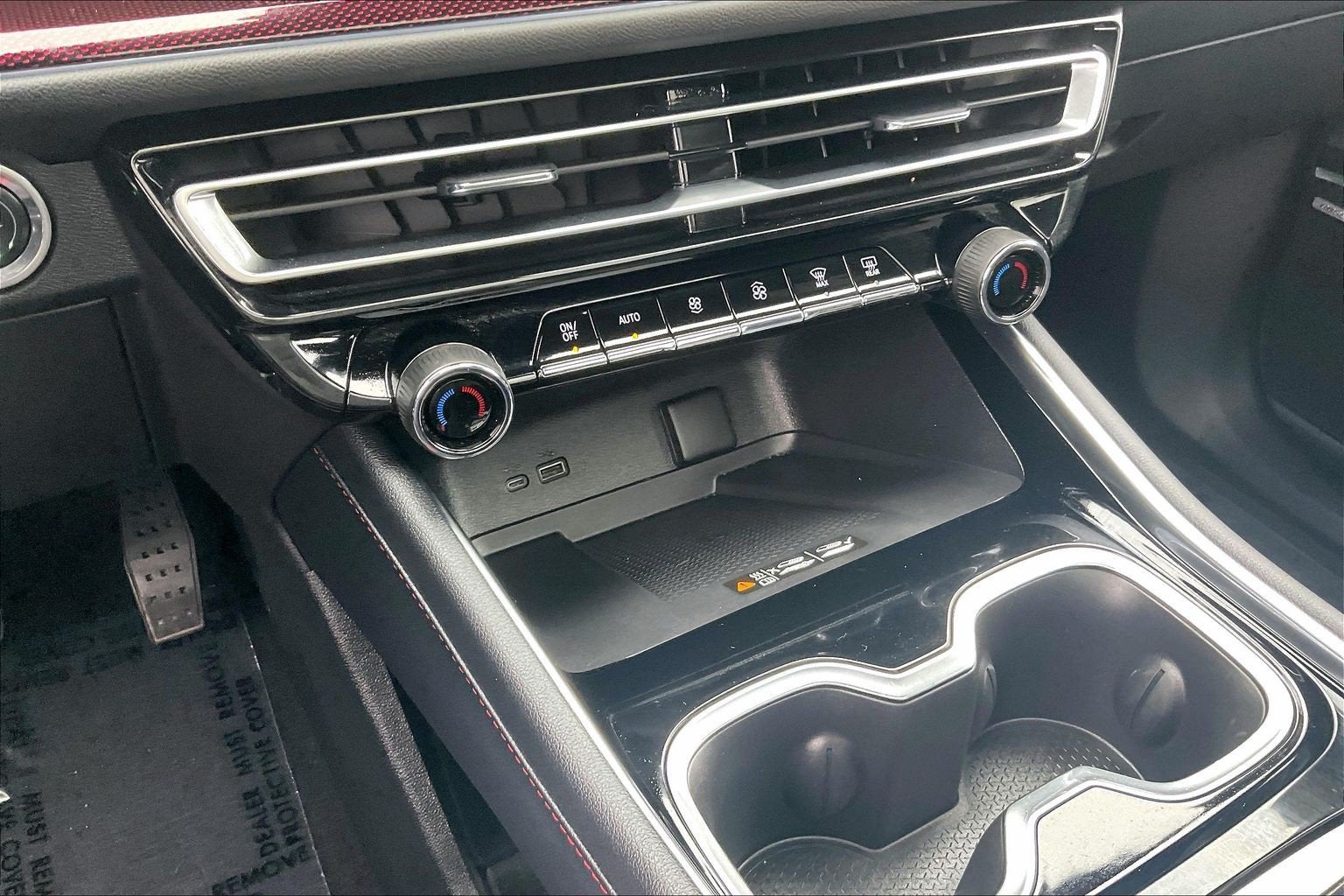 2025 Chevrolet Traverse AWD RS