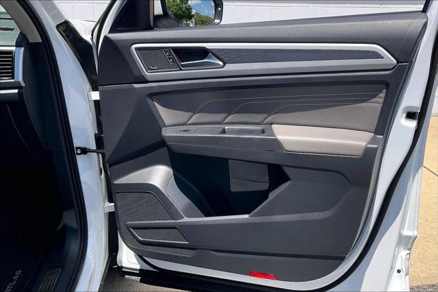 2023 Volkswagen Atlas 3.6L V6 SEL Premium R-Line