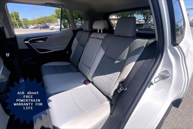2020 Toyota RAV4 XLE Premium