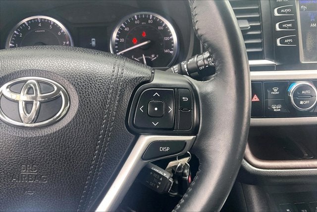 2016 Toyota Highlander Base