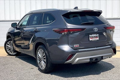 2024 Toyota Highlander Hybrid Hybrid Platinum