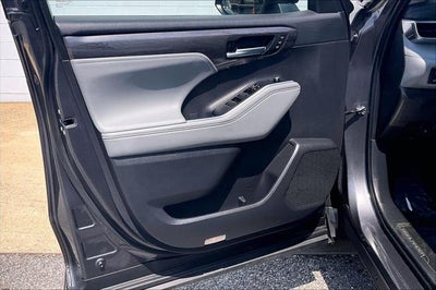 2024 Toyota Highlander Hybrid Hybrid Platinum
