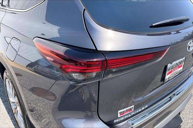 2024 Toyota Highlander Hybrid Hybrid Platinum