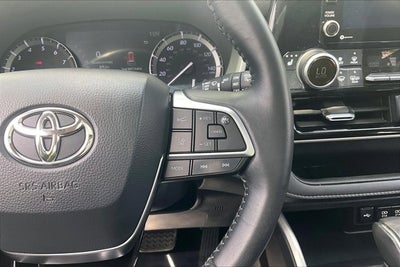 2020 Toyota HIGHLANDER XLE