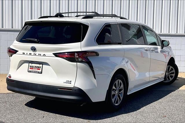 2021 Toyota Sienna XLE