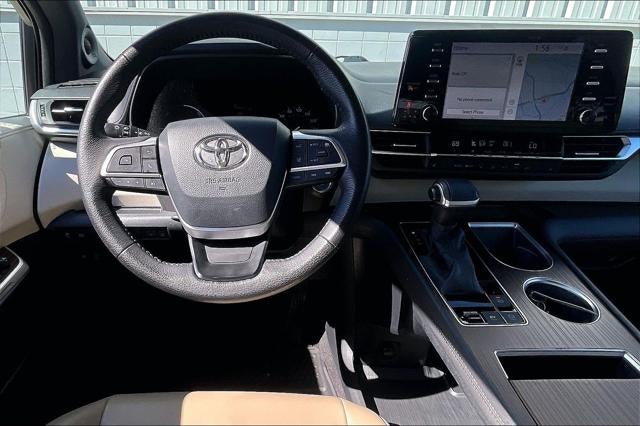 2021 Toyota Sienna XLE