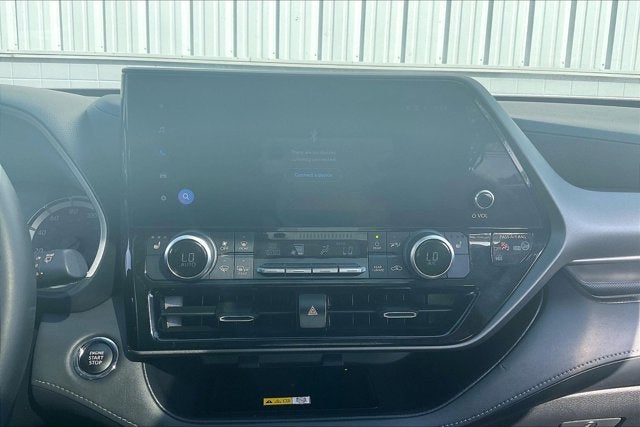 2023 Toyota Highlander Base