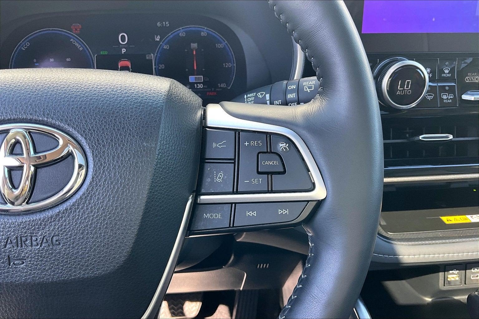 2023 Toyota Highlander Hybrid Hybrid Limited