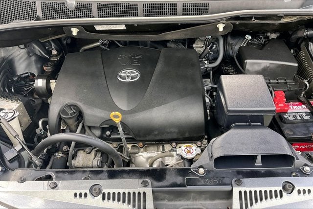 2019 Toyota SIENNA XLE 3.5L XLE
