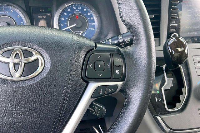 2019 Toyota SIENNA XLE 3.5L XLE
