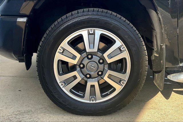 2019 Toyota TUNDRA 4X4 Platinum