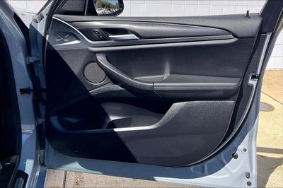 2023 BMW X4 xDrive30i
