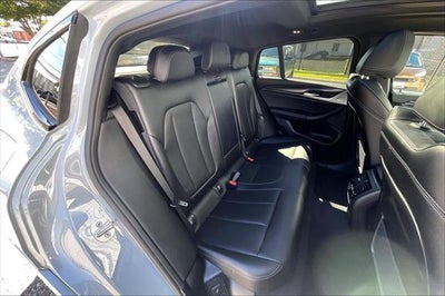2023 BMW X4 xDrive30i