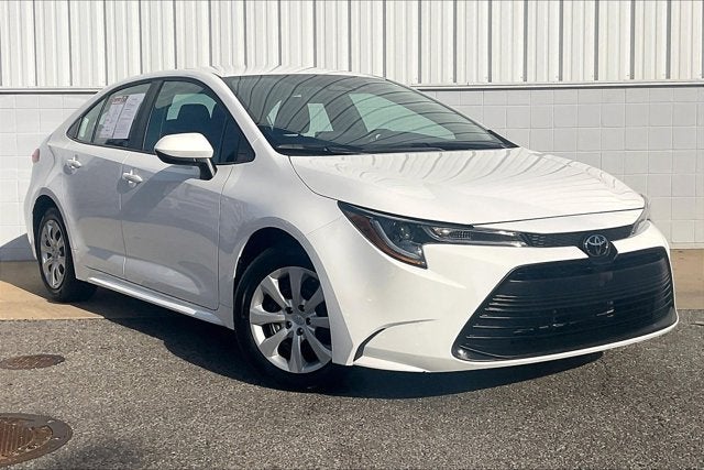 2025 Toyota COROLLA LE
