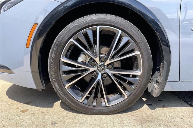 2025 Toyota Prius XLE