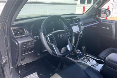 2016 Toyota 4RUNNER Limited