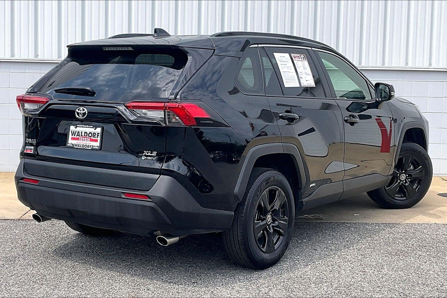 2025 Toyota RAV4 Hybrid Hybrid XLE