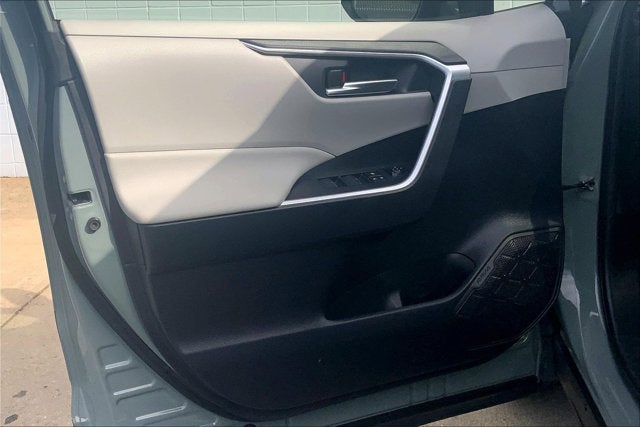 2022 Toyota RAV4 Hybrid Hybrid XLE