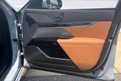 2024 BMW 740i 740i