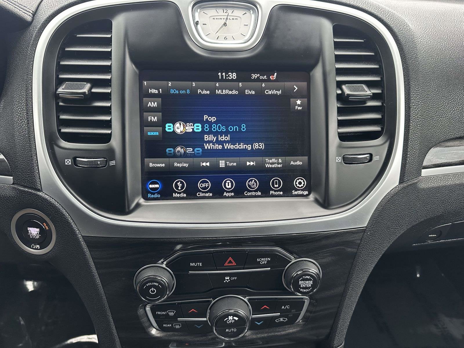 2019 Chrysler 300 Touring L