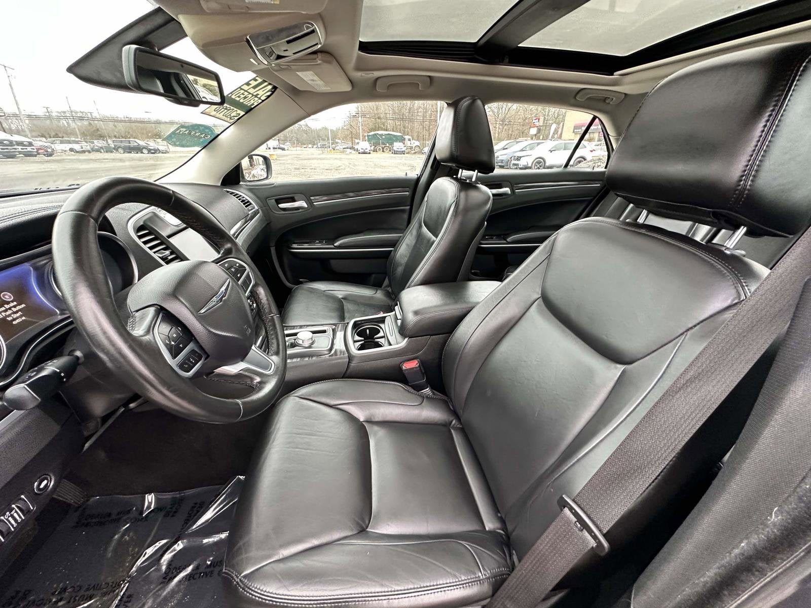 2019 Chrysler 300 Touring L