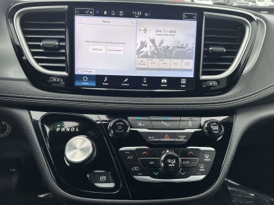 2023 Chrysler Pacifica Hybrid Touring L