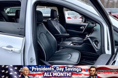 2023 Chrysler Pacifica Hybrid Limited