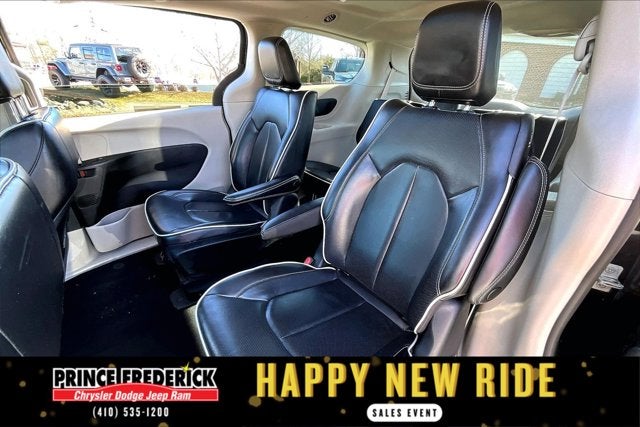 2023 Chrysler Pacifica Hybrid Limited