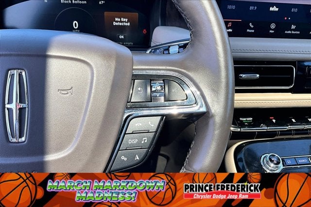 2022 Lincoln Nautilus Reserve