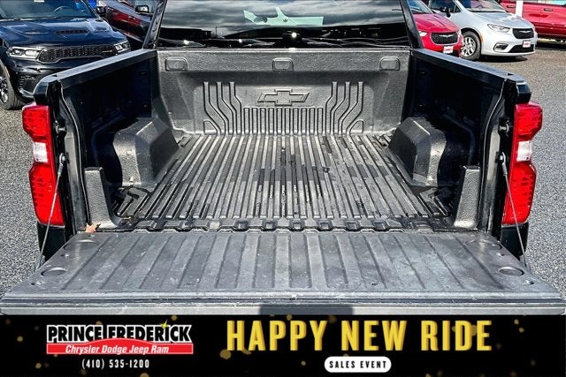 2023 Chevrolet Silverado 1500 Custom Trail Boss