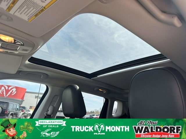 2020 Jeep Compass Latitude w/Sun/Safety Pkg