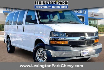 2018 Chevrolet Express Passenger LT