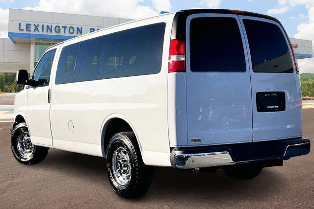 2018 Chevrolet Express Passenger LT
