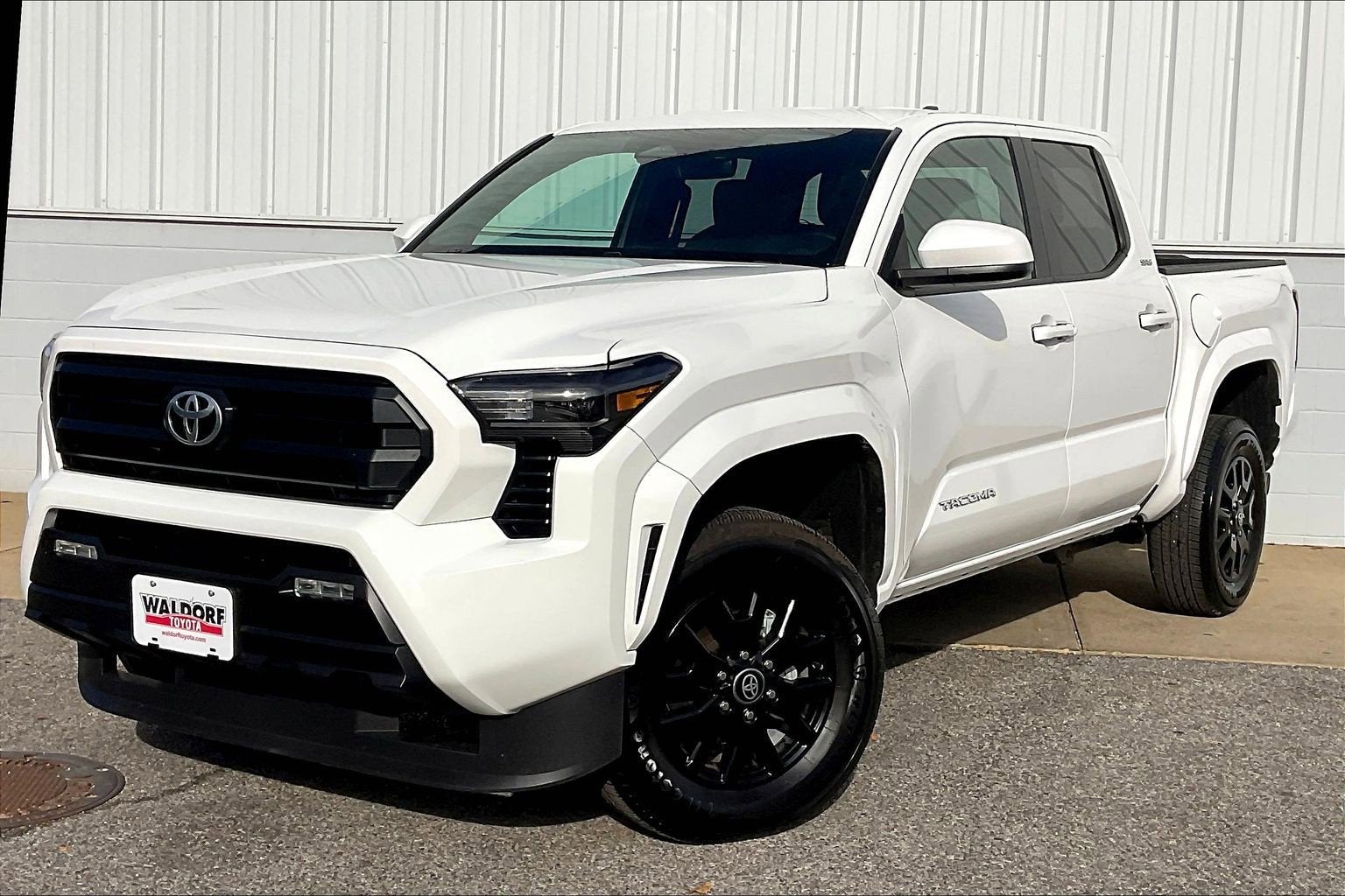 2025 Toyota Tacoma 2WD SR5