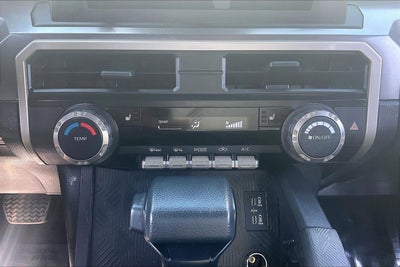 2025 Toyota Tacoma 4WD SR5