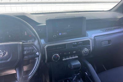 2025 Toyota Tacoma 4WD SR5