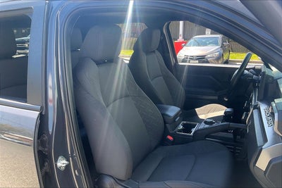 2025 Toyota Tacoma 4WD SR5