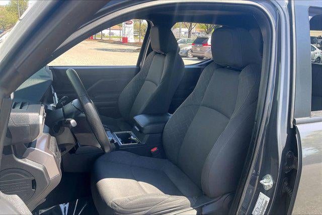 2025 Toyota Tacoma 4WD SR5