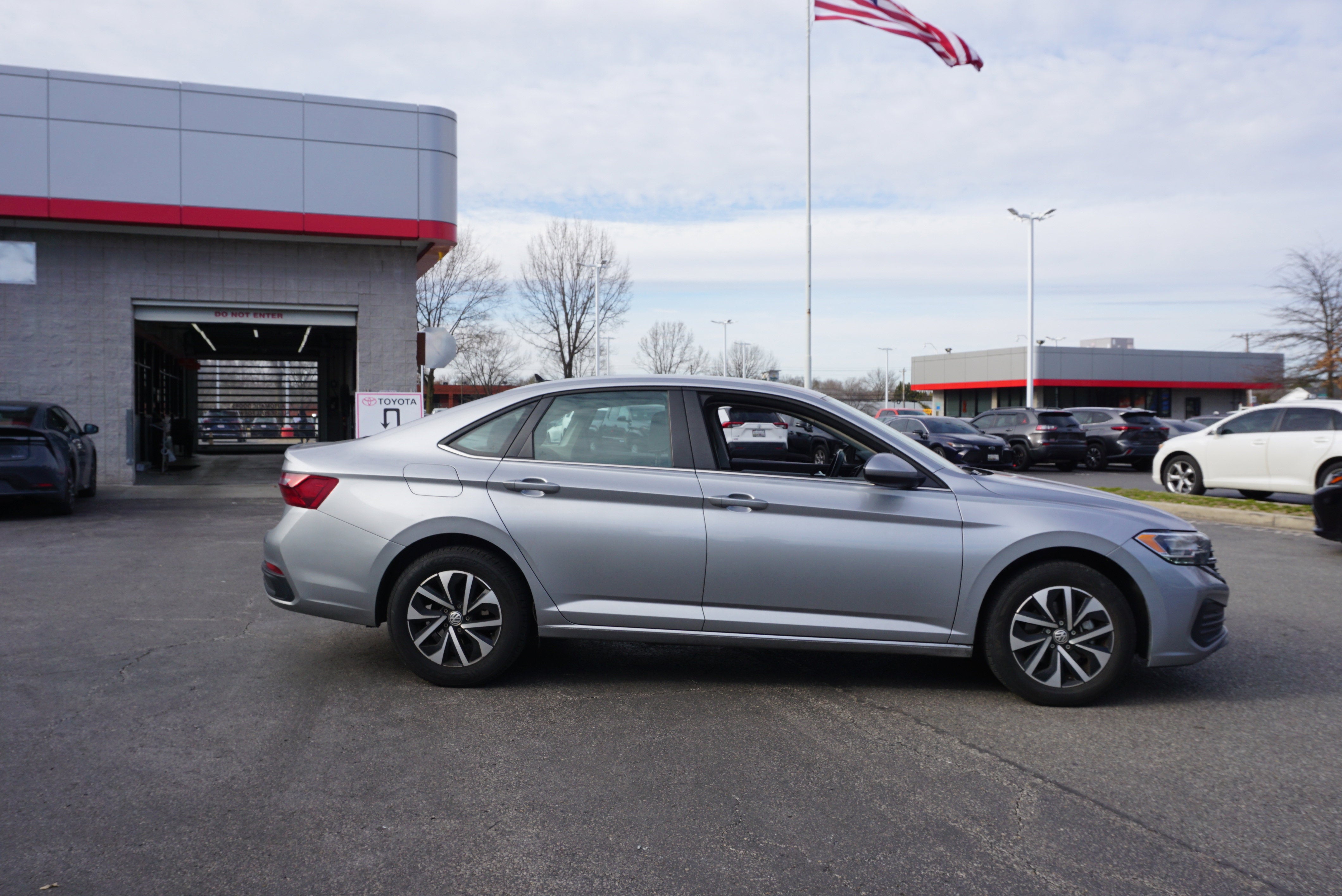 2024 Volkswagen Jetta S