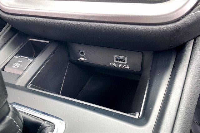 2025 Subaru Legacy Base