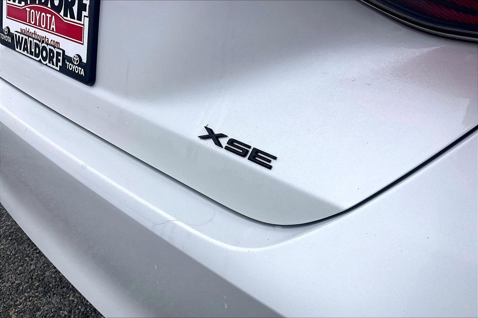 2022 Toyota Avalon Hybrid XSE Nightshade