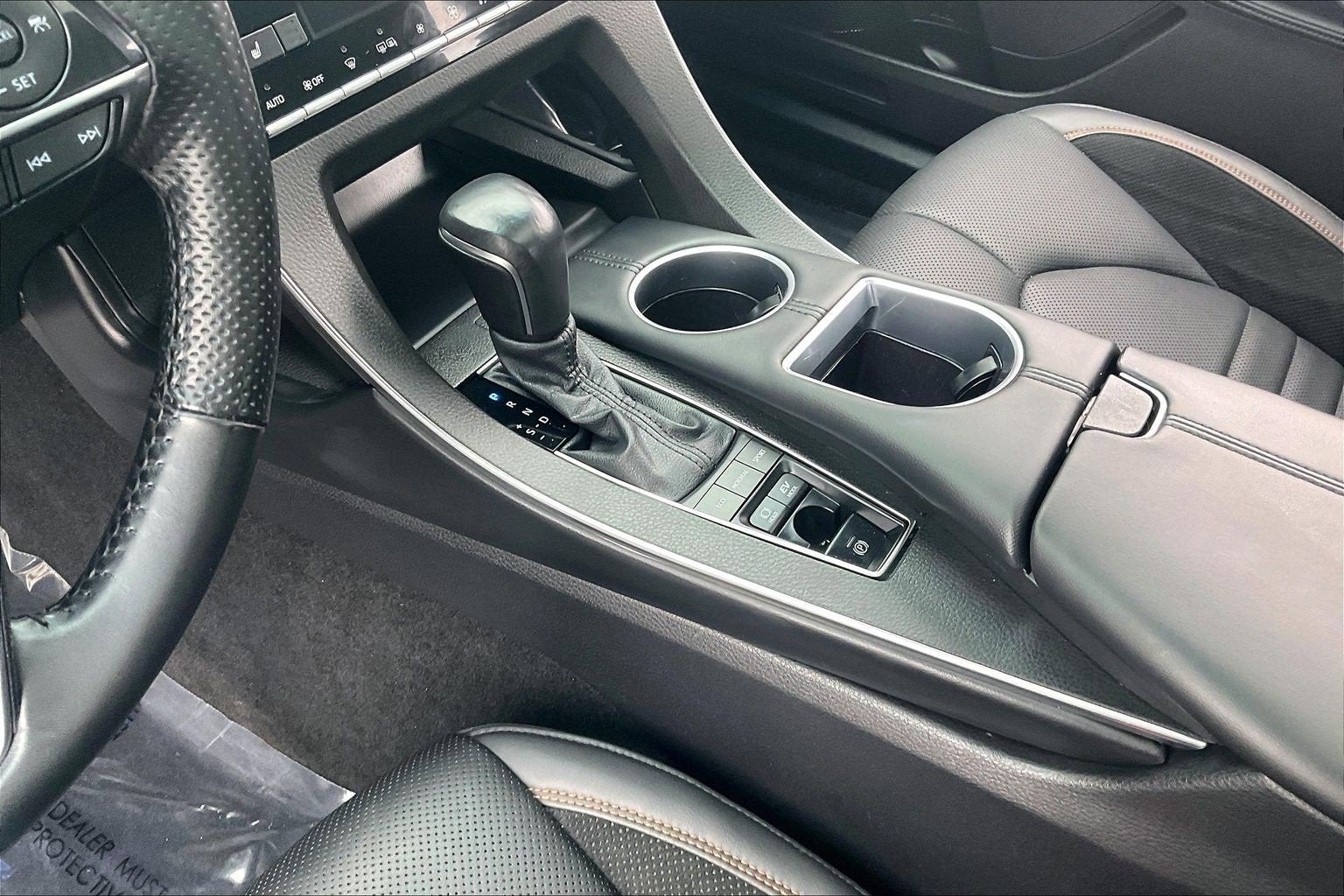 2022 Toyota Avalon Hybrid XSE Nightshade